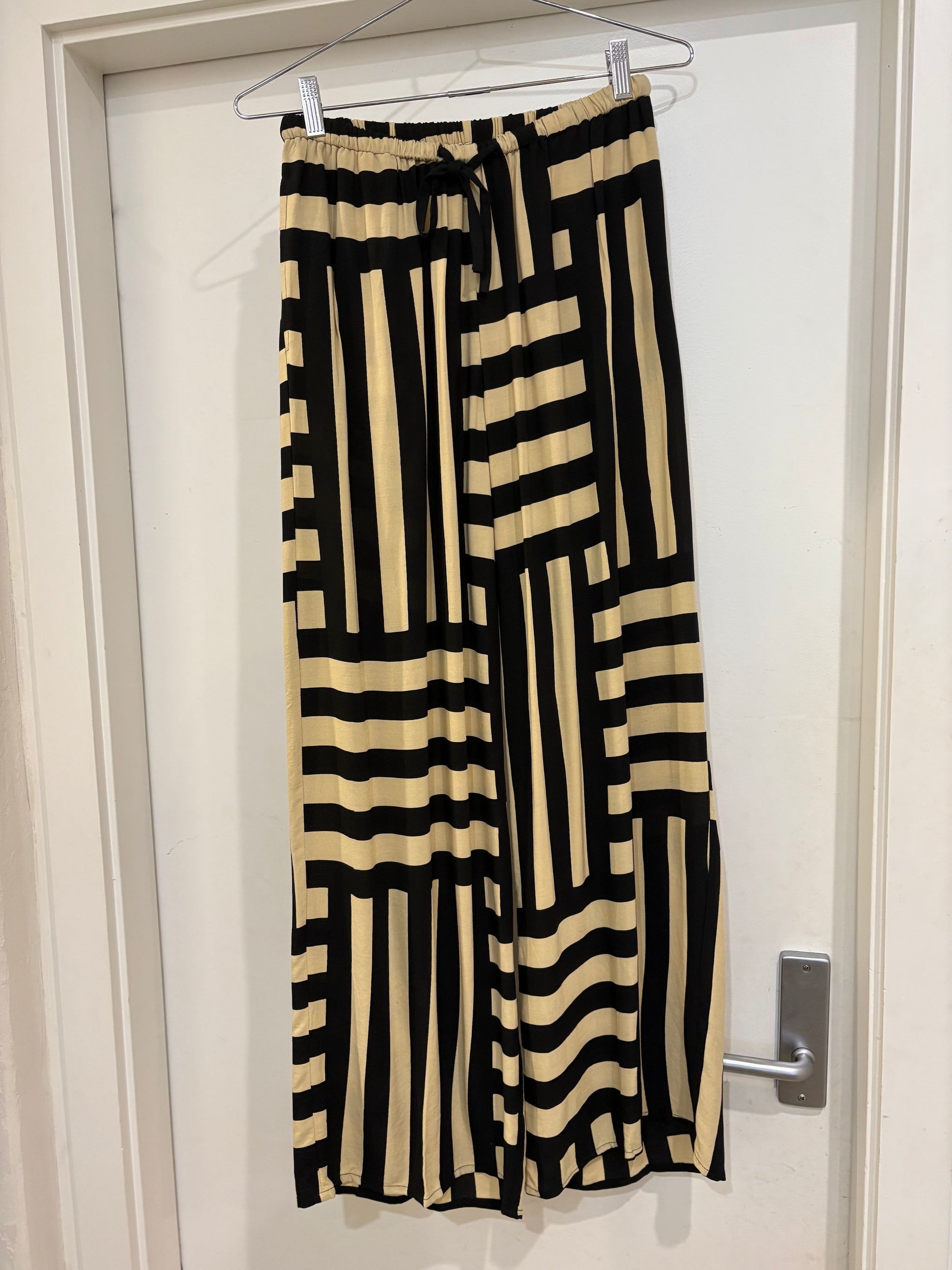 Lilya Fenton Pant - Oxford Block - Black/Chai