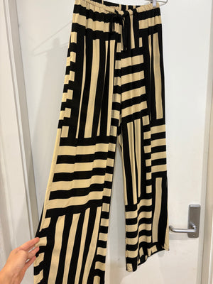 Lilya Fenton Pant - Oxford Block - Black/Chai