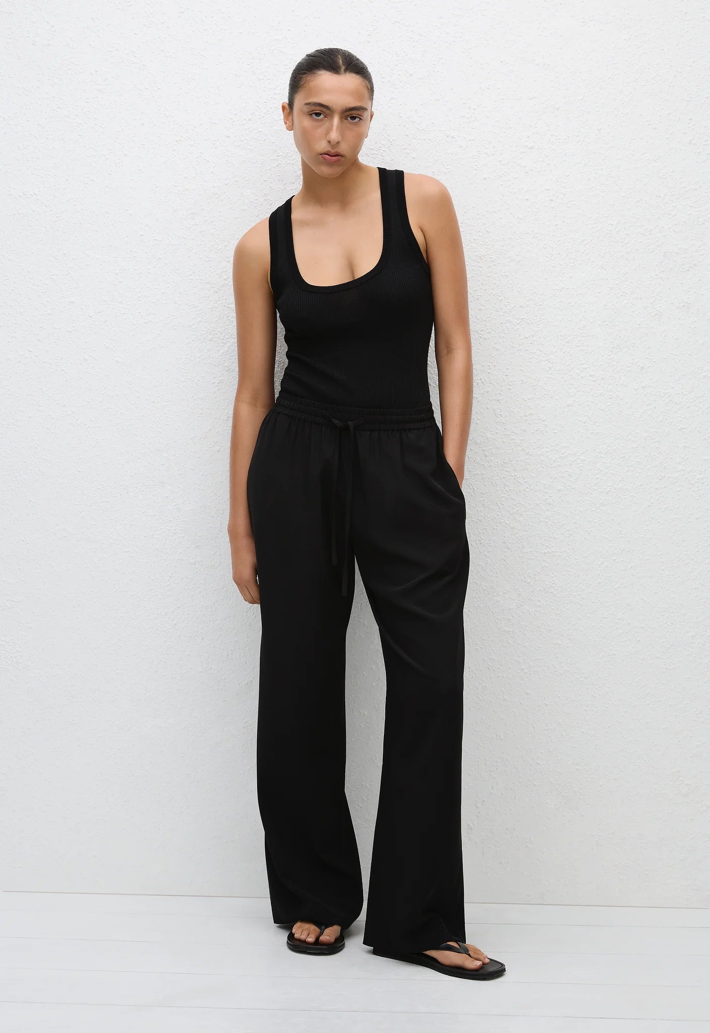 Matteau Drawstring Trouser - Black