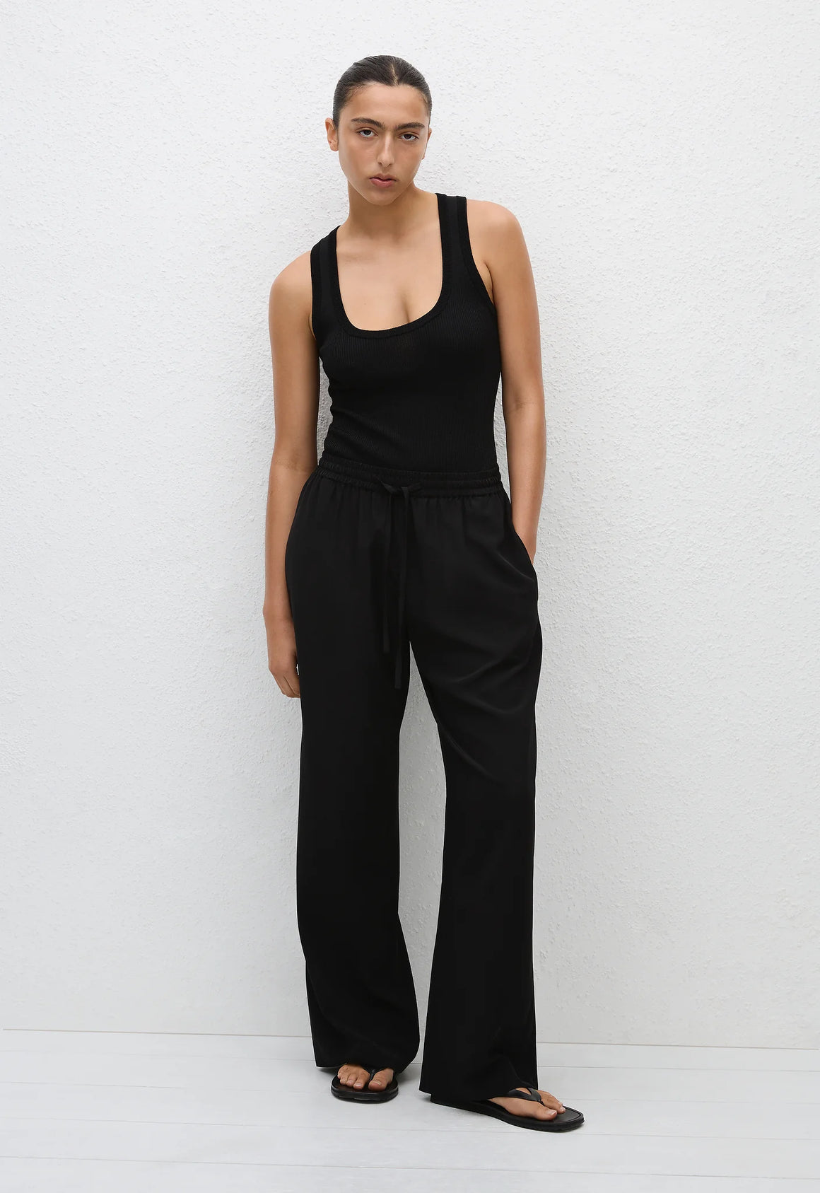 Matteau Drawstring Trouser - Black