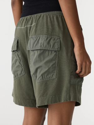 Bassike Contrast Pocket Detail Short - Khaki Green