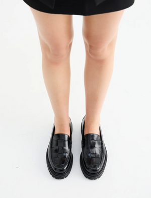 La Tribe Zoe Loafer - Black