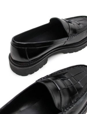 La Tribe Zoe Loafer - Black