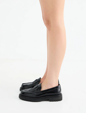 La Tribe Zoe Loafer - Black