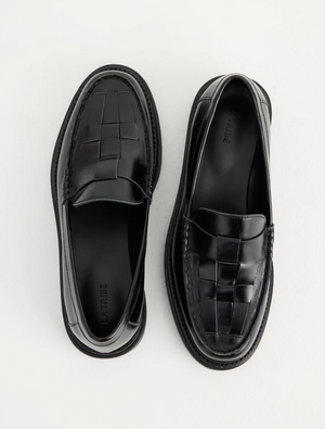 La Tribe Zoe Loafer - Black