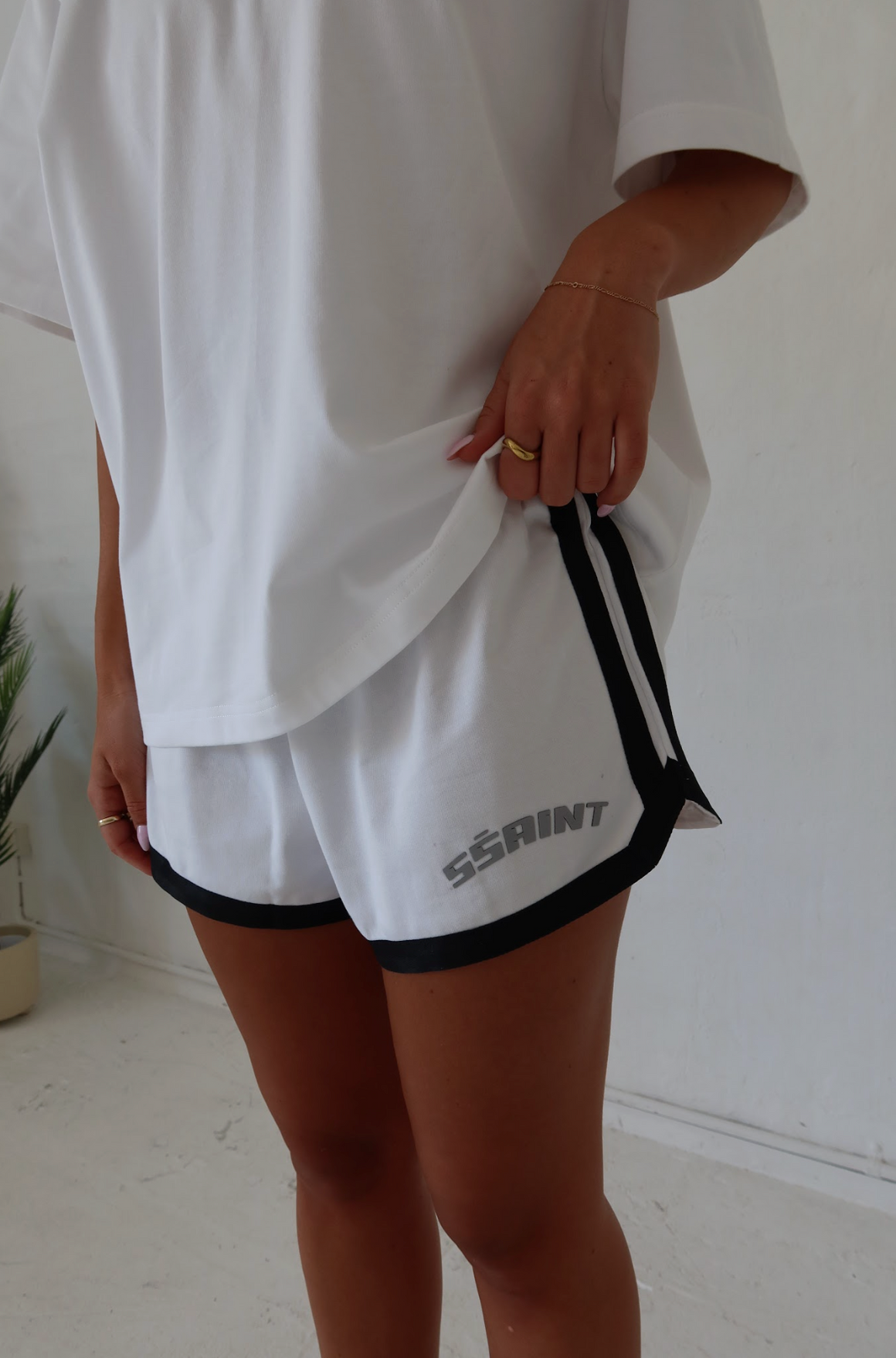 Ssaint Reflective V Shorts - White
