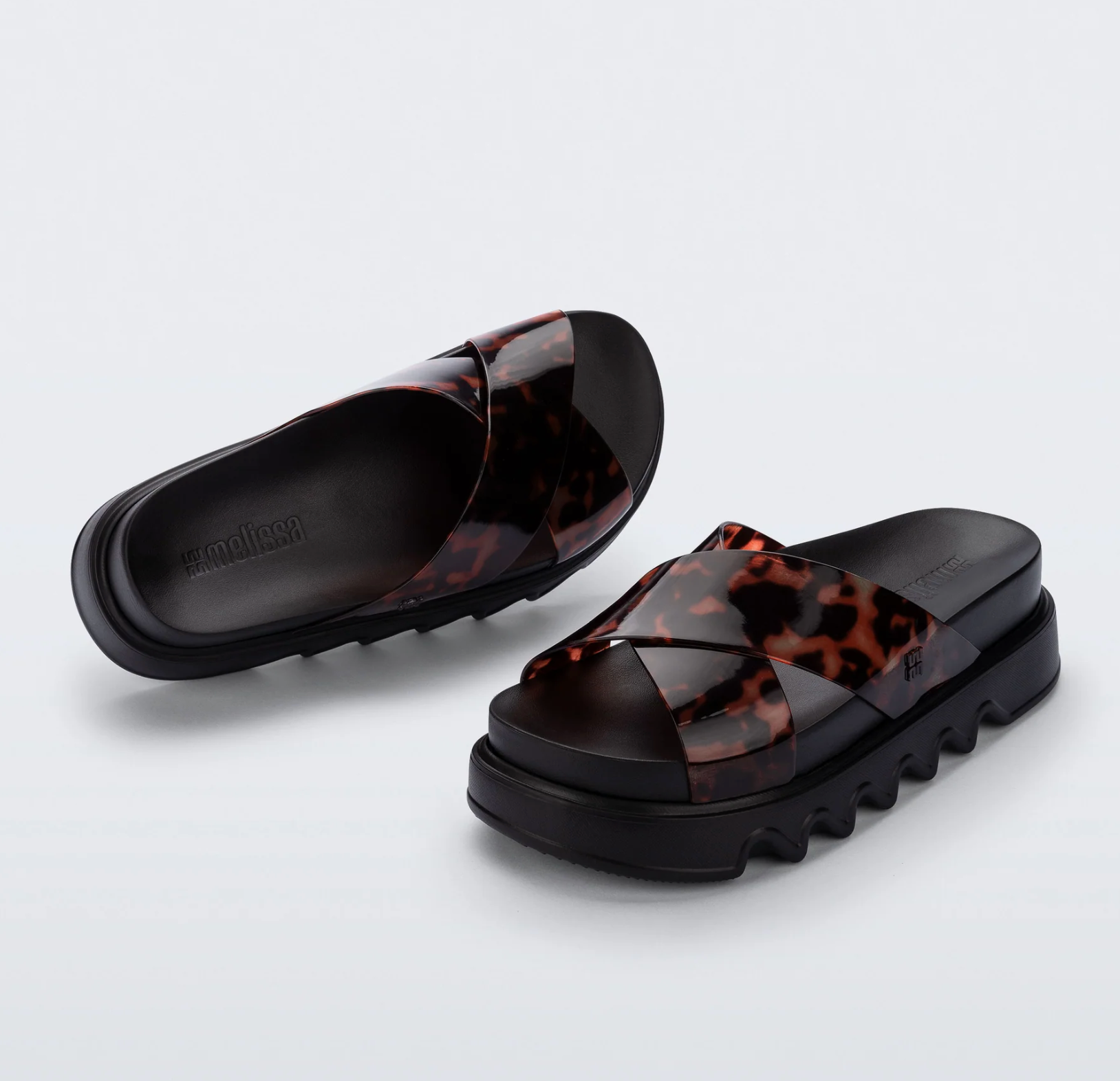 Melissa Cozy Cross Platform - Black / Tortoise