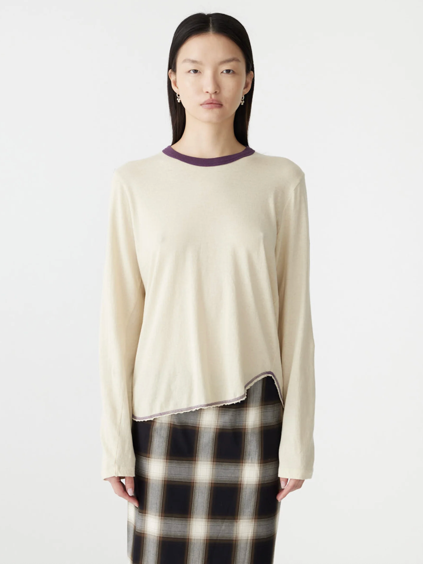 Bassike Contrast Scoop Hem L/S T-Shirt - Soft Ecru/Purple