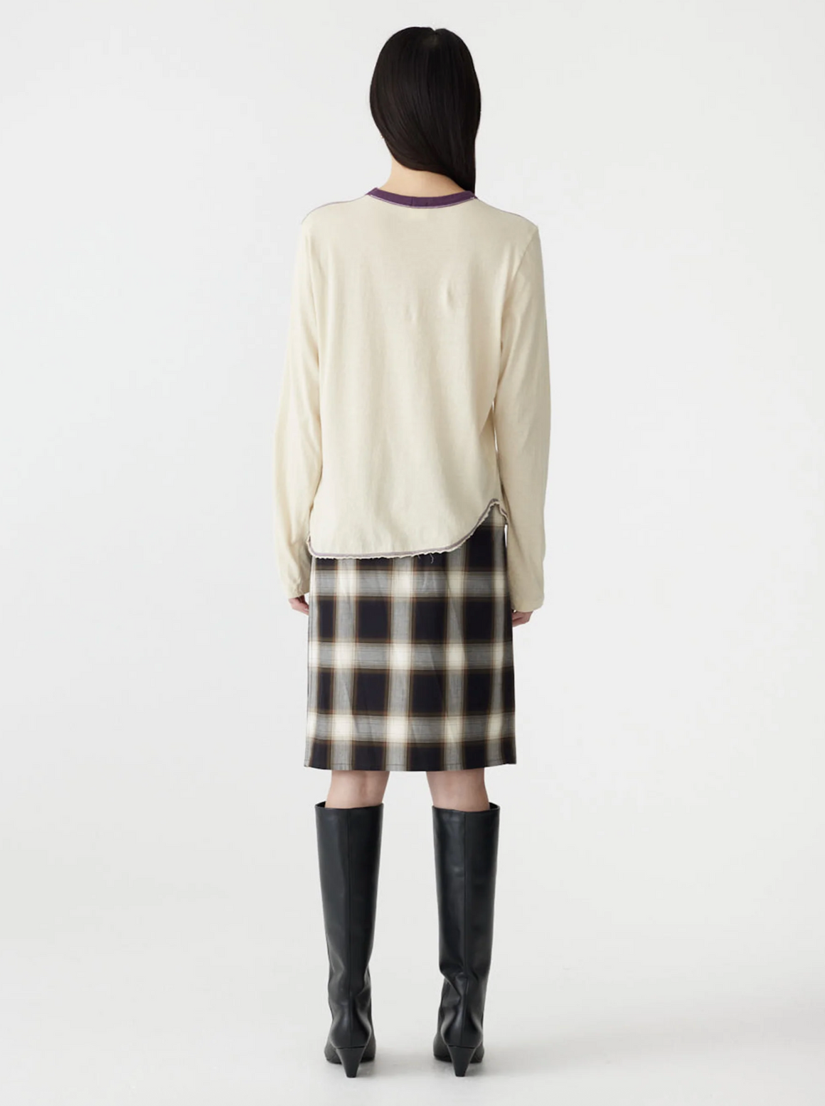 Bassike Contrast Scoop Hem L/S T-Shirt - Soft Ecru/Purple