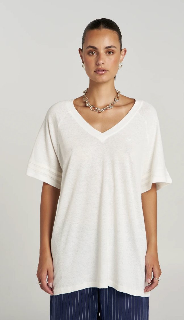 Summi Summi V Neck Tee - Vanilla