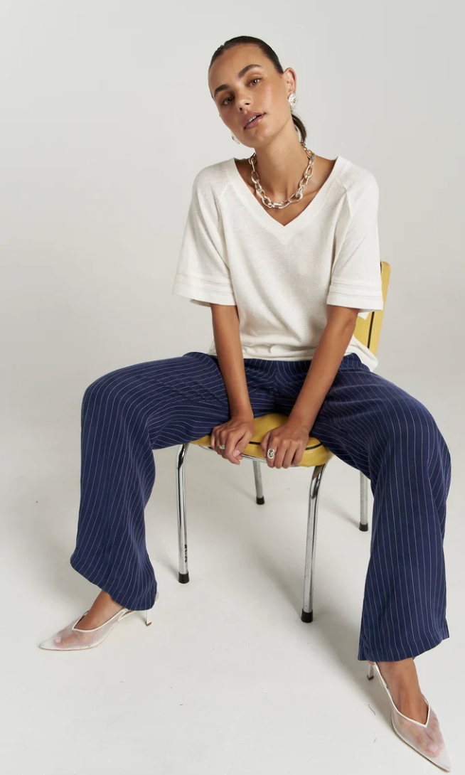 Summi Summi V Neck Tee - Vanilla