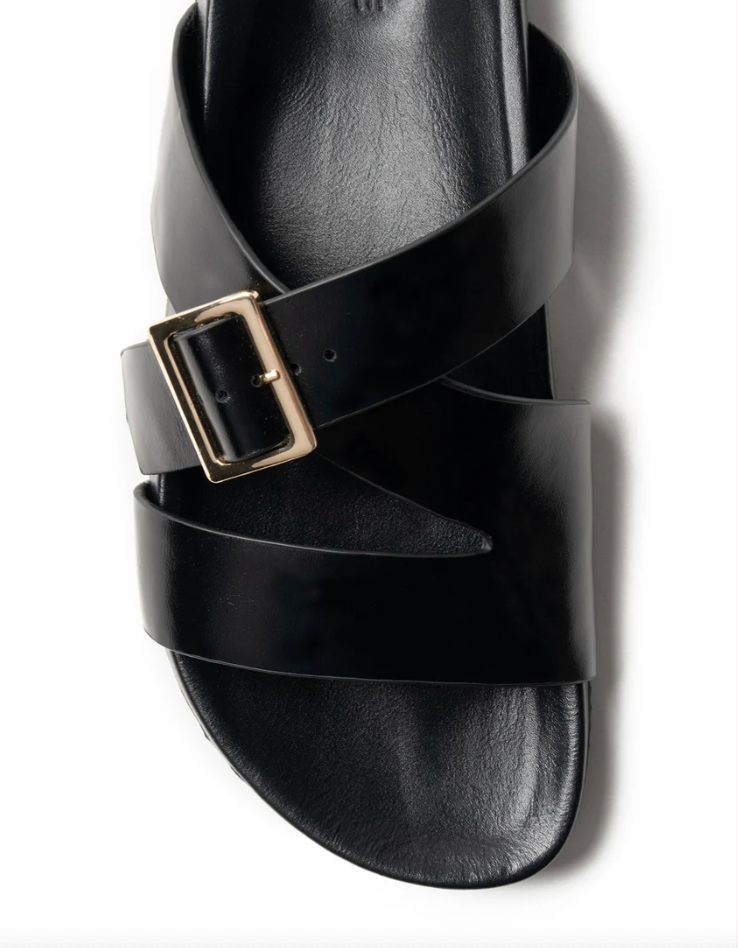 La Tribe Buckle Strap Slide - Black
