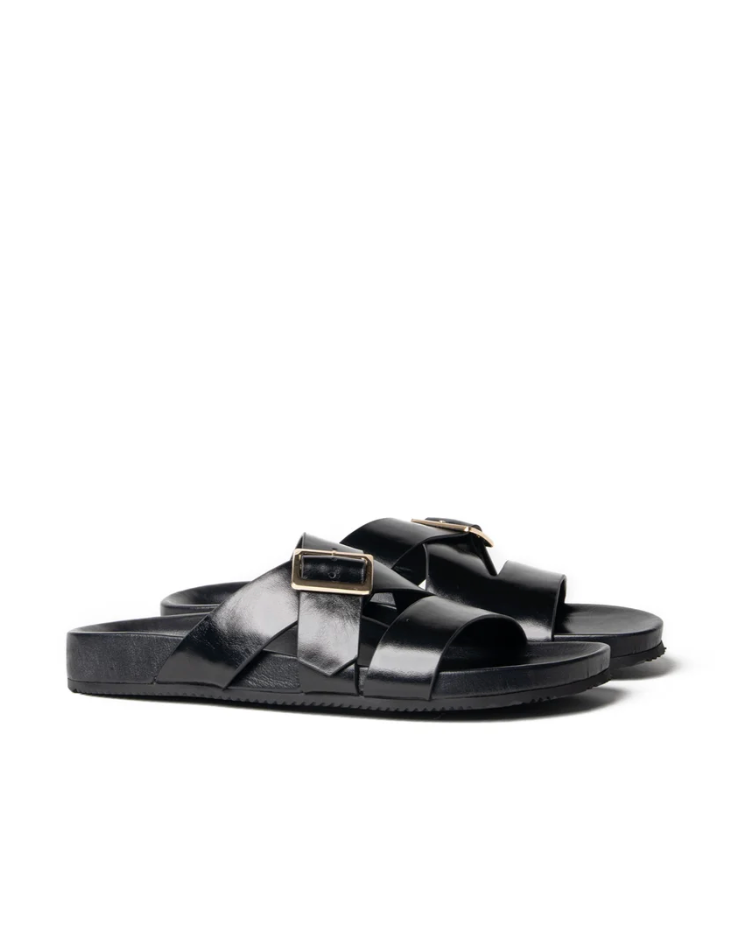 La Tribe Buckle Strap Slide - Black