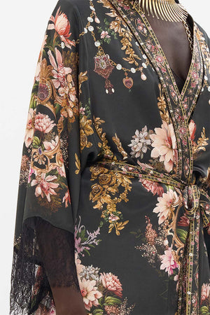 Camilla Short Kimono Wrap - Dynasty Daze